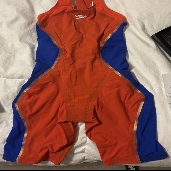 Speedo LZR Pure Intent Women's Closed Back Fastskin/Kneeskin Tech Suit - Picture 2 of 15